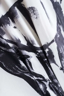 Abstract Print Print Button Long-Sleeve Shirt