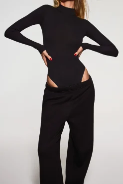 Basic Long Sleeve Bodysuit