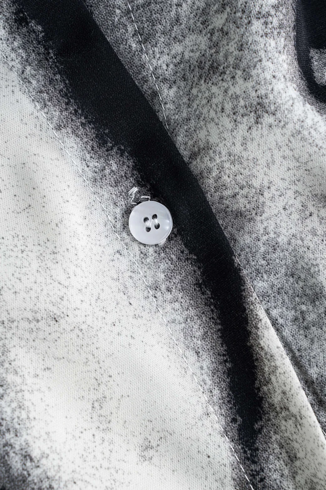 Contrast Print Long-Sleeve Shirt