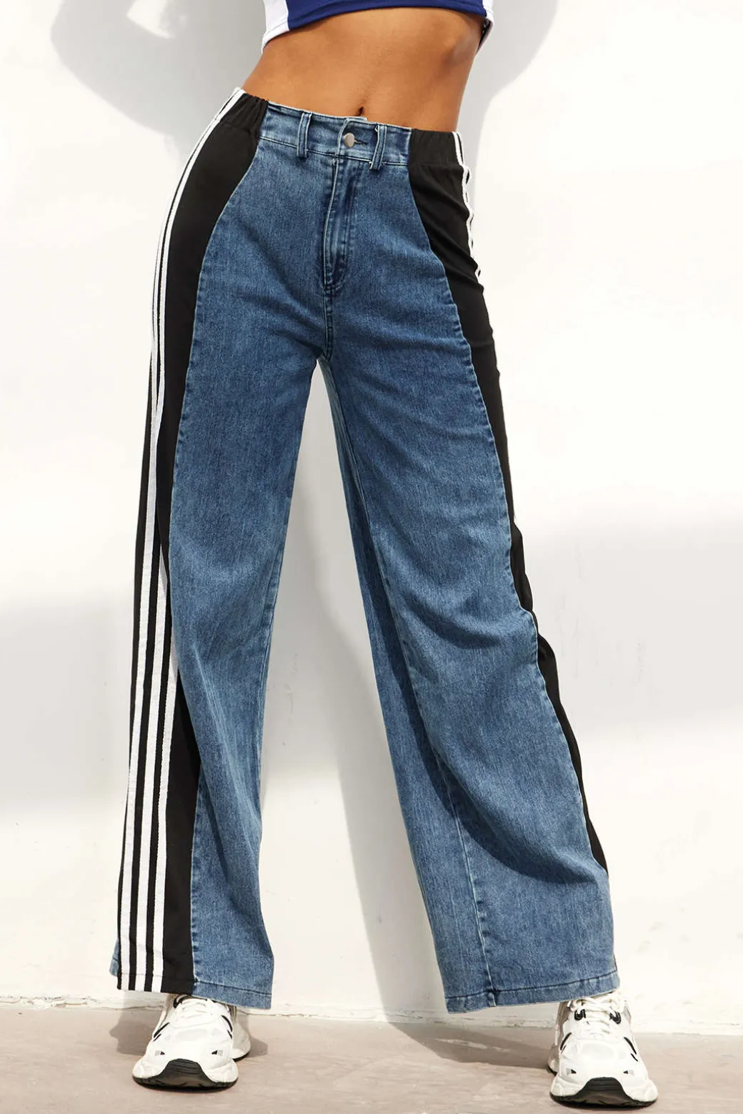 Contrast Wide Leg Jeans