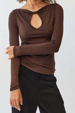 Cut Out Knot Long-Sleeve Top