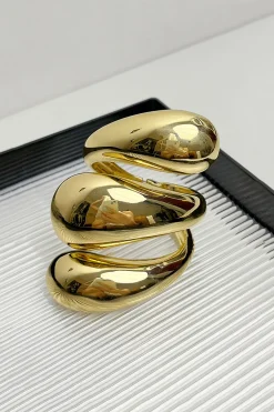 Geometric Bracelet With Spiral Design
