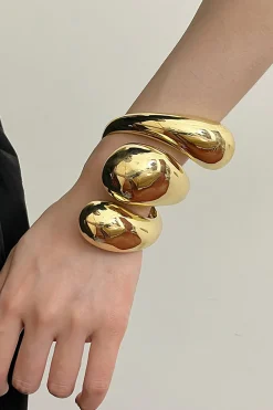 Geometric Bracelet With Spiral Design