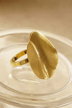 Irregular Shape Ring