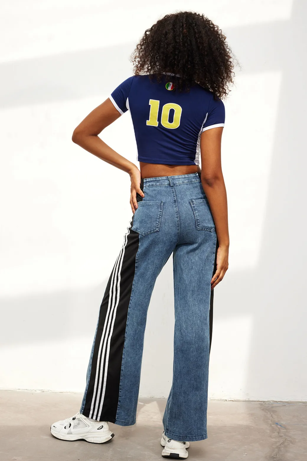 Italia Letter Embroidery T-shirt