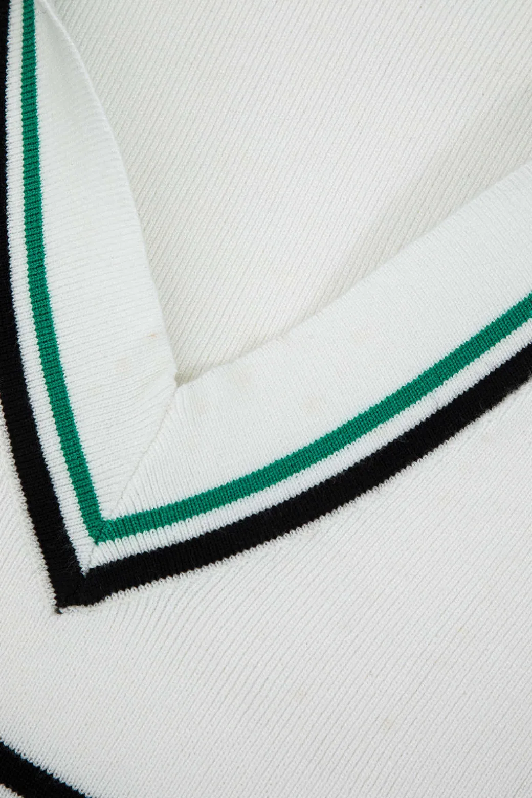 Knit Color Block V-neck Short-Sleeve Top
