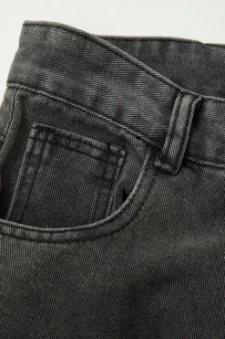 Multi Pocket Rolled Hem Wide Leg Cargo Jeans