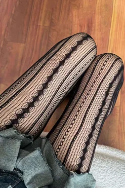 Retro Diamond Vertical Stripes Hollowed-Out Tights