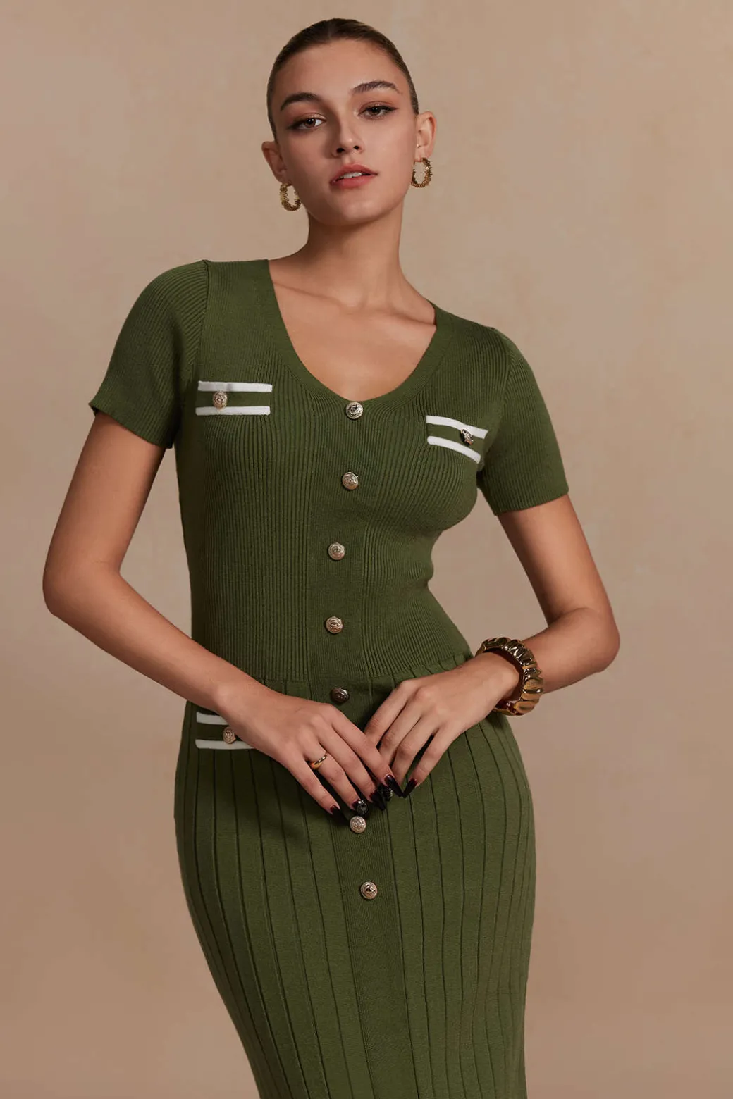Ribbed Knit V-neck Midi Dress