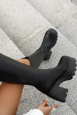 Round Toe Knee High Boots