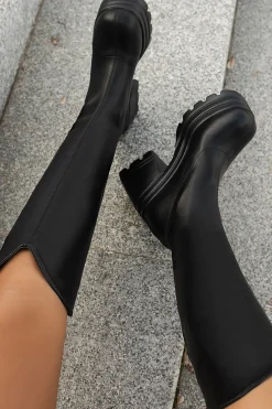 Round Toe Knee High Boots