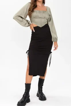 Square Neck V-hem Satin Long Sleeve Top