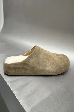 Suede Retro Round Toe Flats