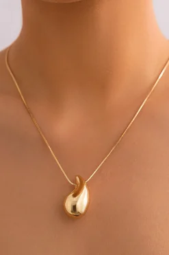 Teardrop Pendant Necklace