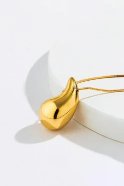 Teardrop Pendant Necklace