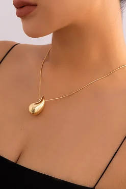 Teardrop Pendant Necklace